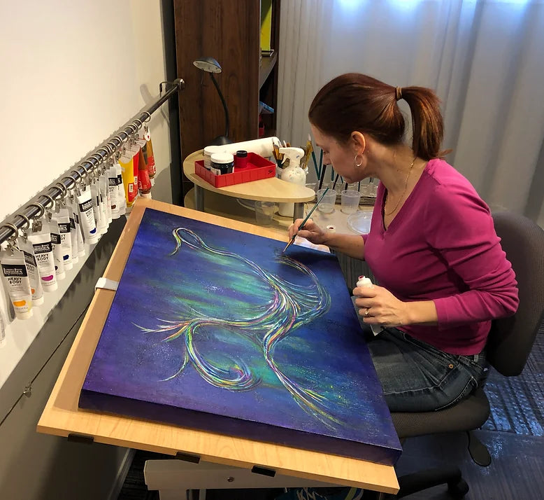 Sophie Paquette en train de peindre