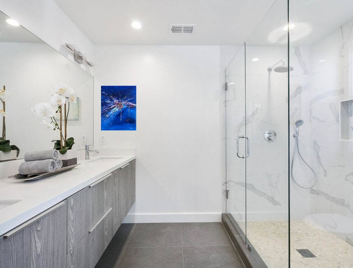 toile explosif salle de bain