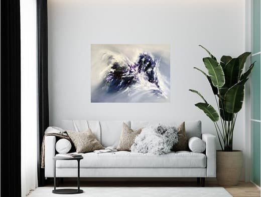toile sous le charme dans salon avec sofa gris