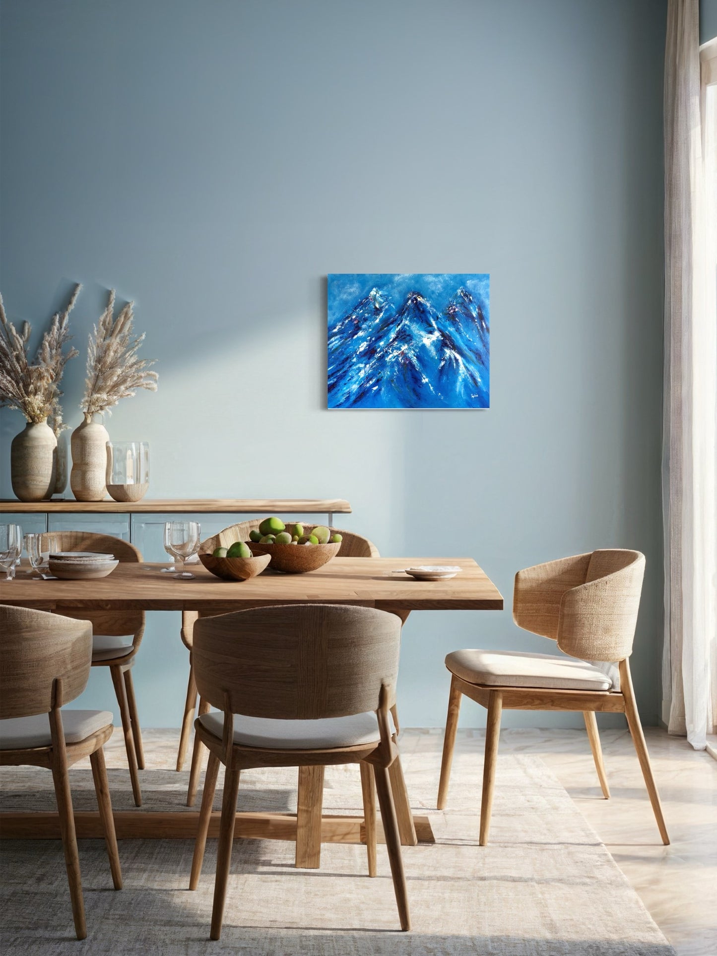 toile vers le sommet dans une salle à manger